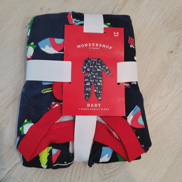 NWT Wondershop Baby Holiday Gnome Print Footed Pajama Navy Size 3-6M - Picture 3 of 8